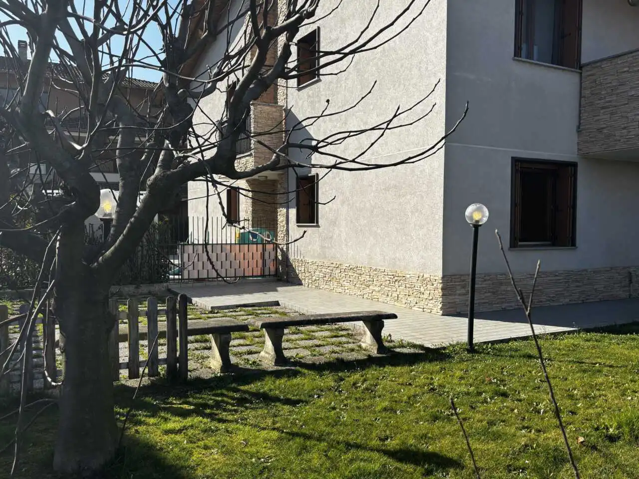 appartamento-con-giardino-a-cambiago-in-vendita-agenzia-immobiliare-milano-e-brianza-casa&style (6)