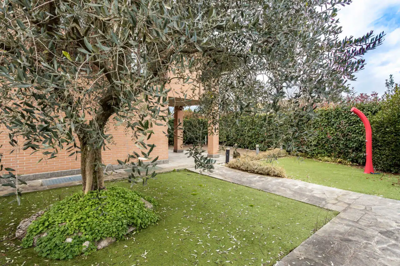 villa-di-testa-in-vendita-a-cavenago-di-brianza-monza-e-brianza-CAVENAGO-10