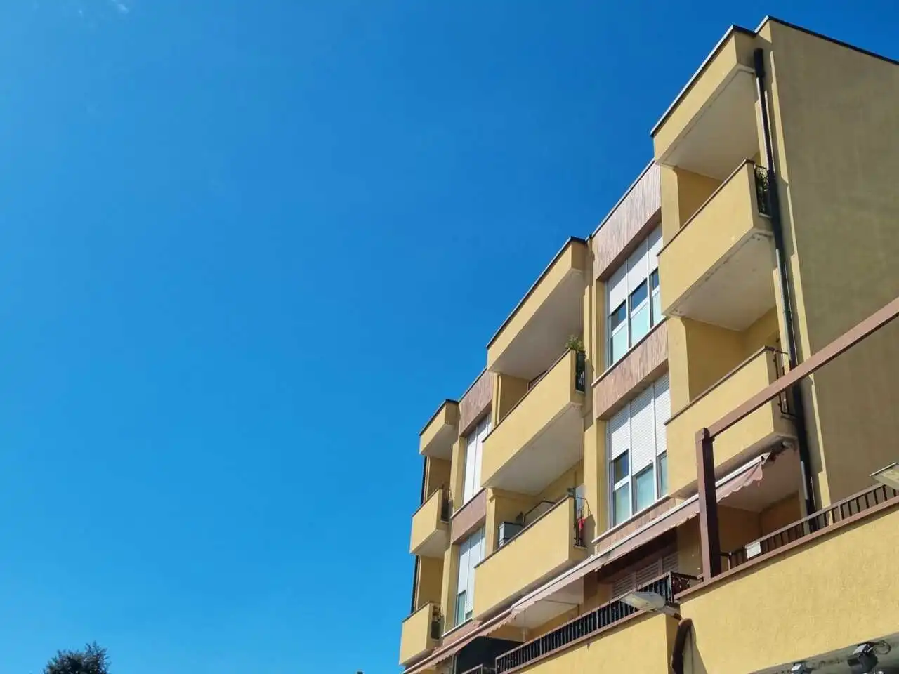 appartamento-a-vimercate-in-vendita-trilocale-monza-e-brianza-casa&style-agenzia-immobiliare (2)