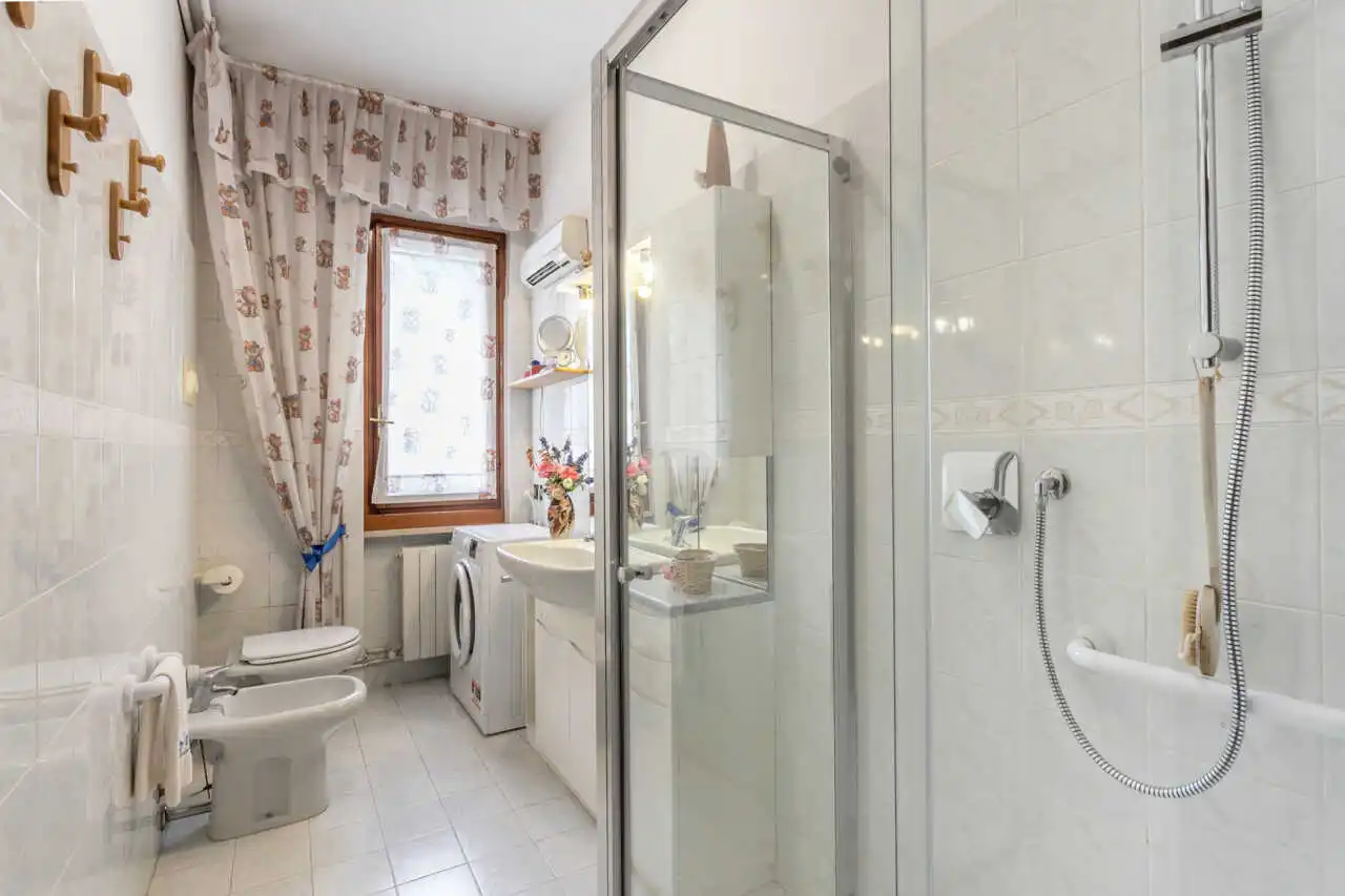 appartamento-in-vendita-a-brembate-bergamo-3-locali-con-box-agenzia-immobiliare-casa&style-milano-brianza (12)