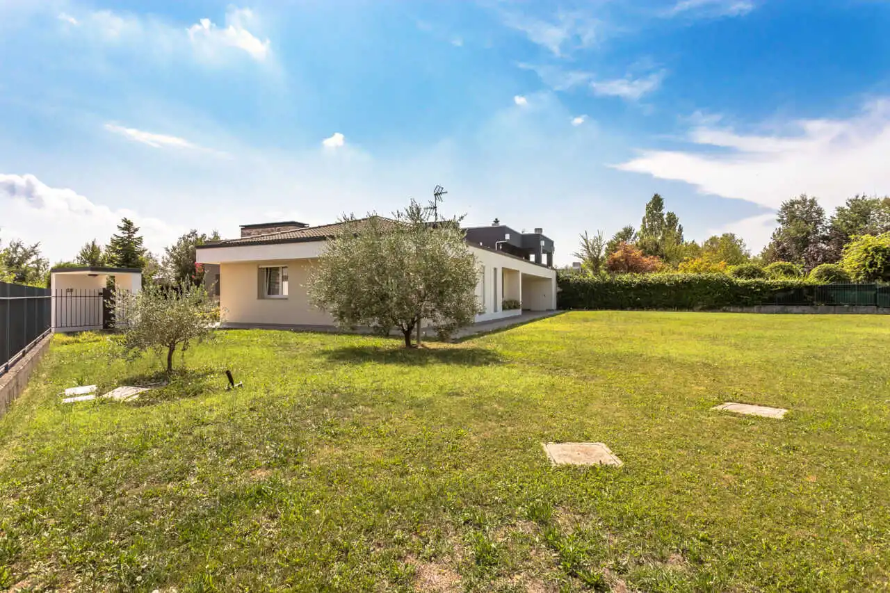 Villa a Masate in vendita Villa singola Milano (33)