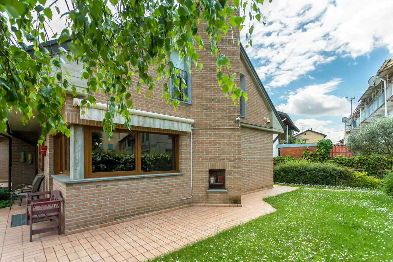 villa-a-cavenago-di-brianza-in-vendita-casa&style-immobiliare-milano-brianza-valutazioni-gratuite-26