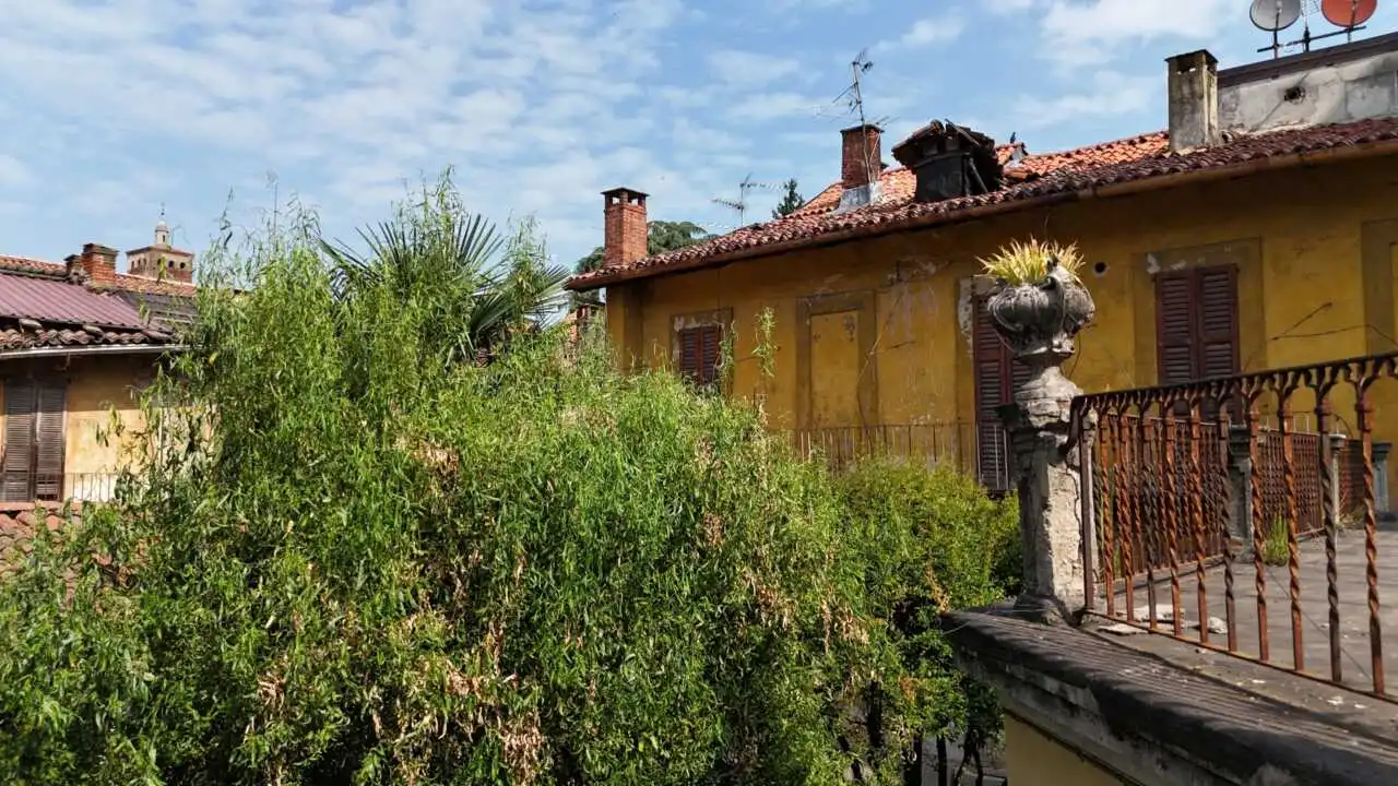 vimercate-centro-storico-complesso-immobiliare-investimento-casa&style-agenzia-immobiliare-milano-e-brianza (10)