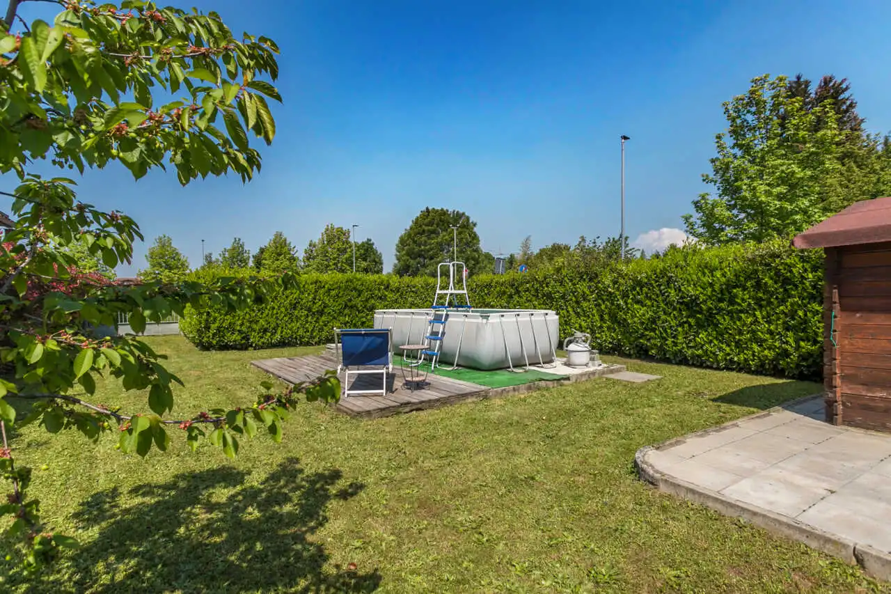 appartamento-con-giardino-di-500-mq-a-busnago-in-vendita-con-tavernaBUSNAGO-29