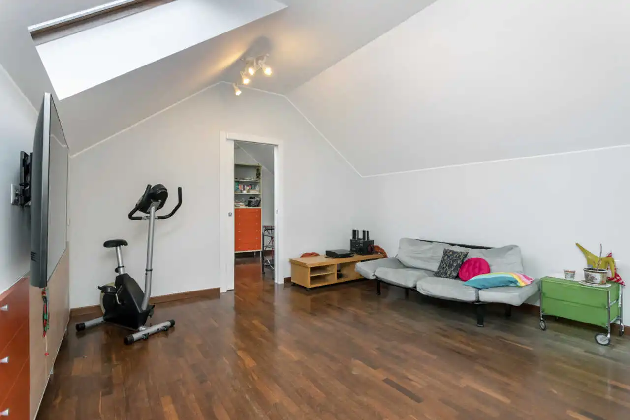 villa-a-cavenago-di-brianza-in-vendita-casa&style-immobiliare-milano-brianza-valutazioni-gratuite-49