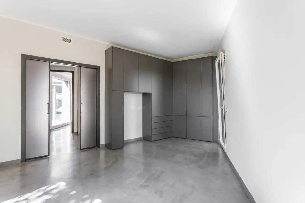 villa-con-piscina-a-carugate-stile-moderno-migliore-agenzia-immobiliare-milano-e-brianza-casa&style (18)