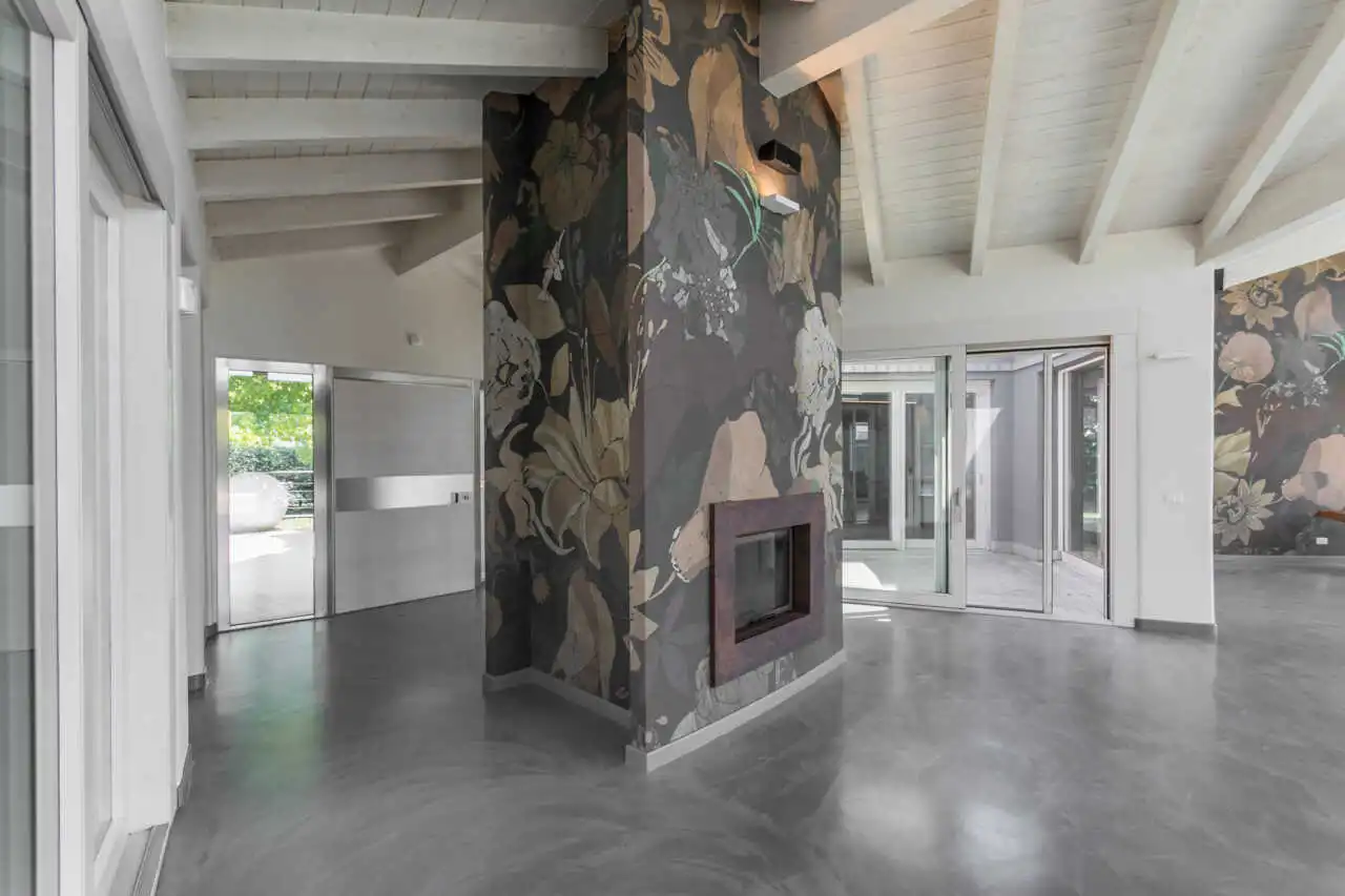 villa-con-piscina-a-carugate-stile-moderno-migliore-agenzia-immobiliare-milano-e-brianza-casa&style (8)