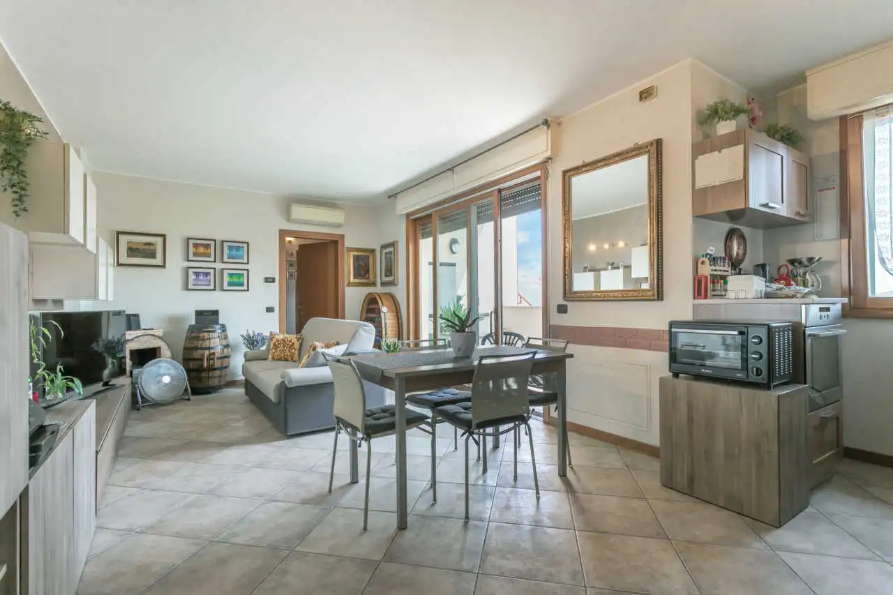 appartamento-a-cornate-dadda-casa-in-vendita-migliore-agenzia-immobiliare-milano-brianza-casa&style-valutazione-casa (3)