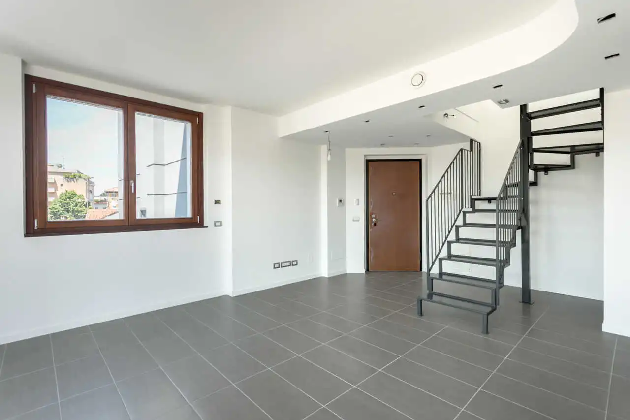 Appartamento a Lissone Monza e Brianza in Vendita 3 locali Duplex Piano 3 e 4 A13.3 23