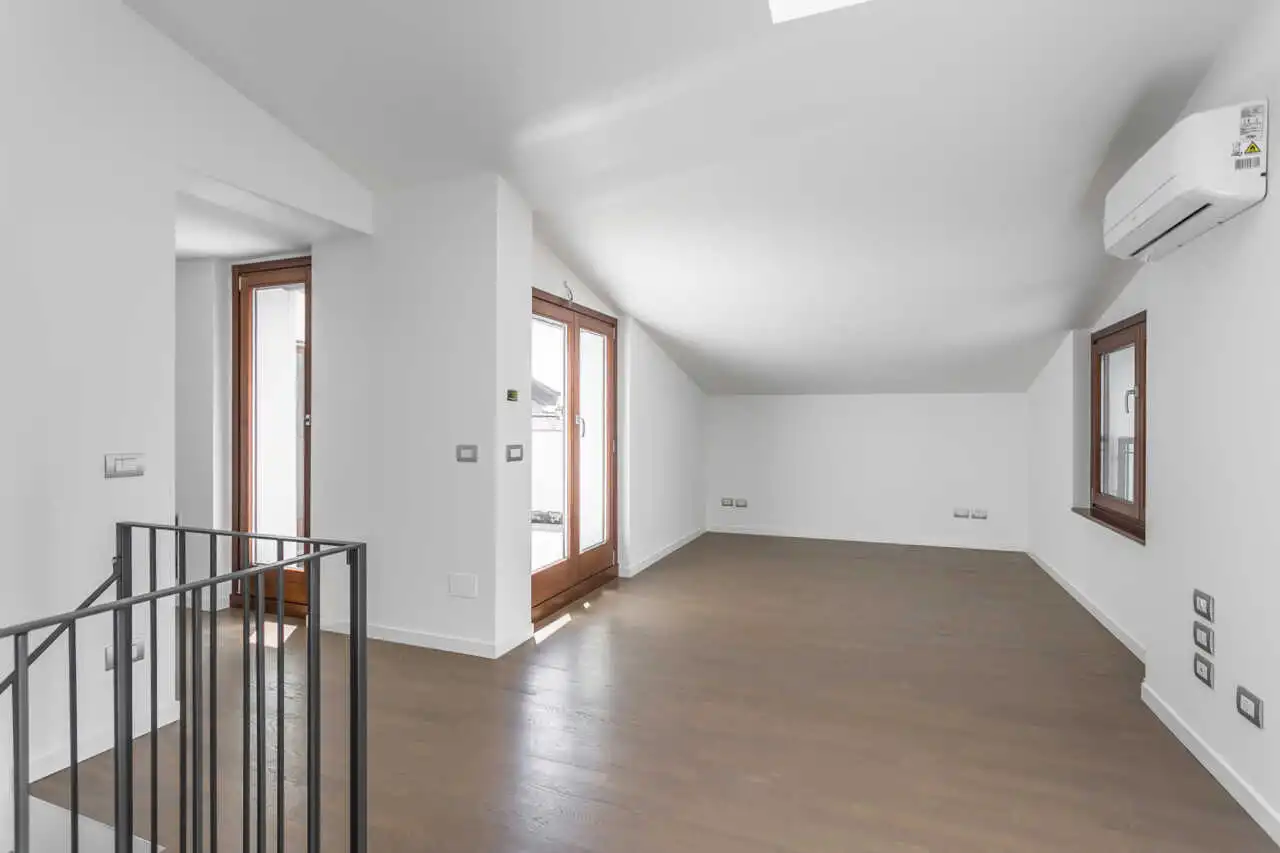 Appartamento a Lissone Monza e Brianza in Vendita 3 locali Duplex Piano 3 e 4 A13.3 8