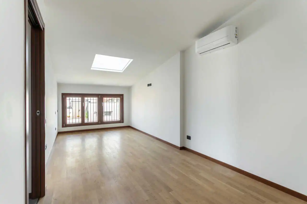 Appartamento ultimo piano a Lissone Monza e Brianza in Vendita 2 locali Piano 4 A14 13