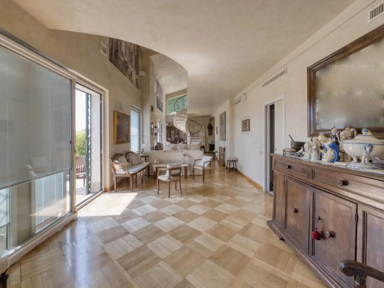 prestigioso-attico-a-milano-su-due-livelli-con-terrazzi-panoramici (9)