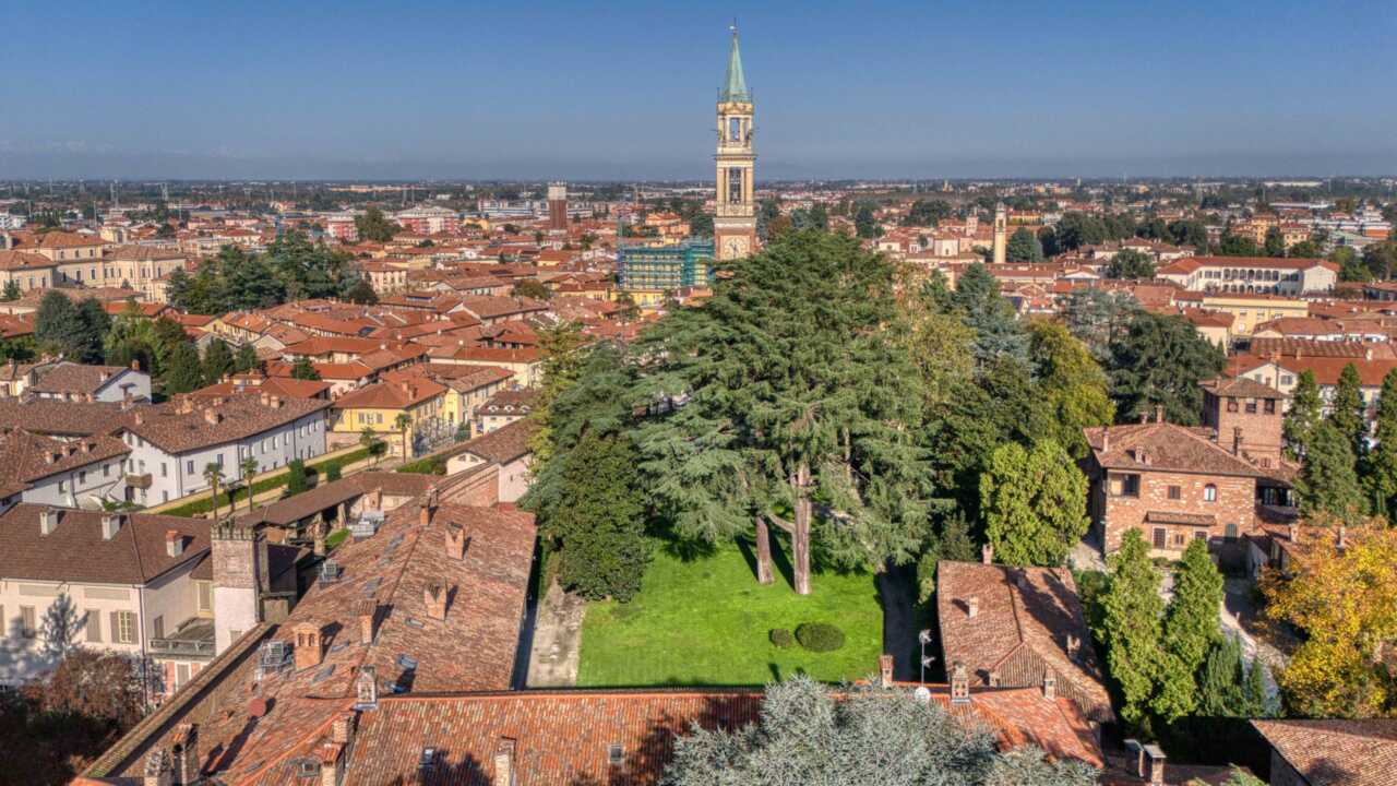 villa-d-epoca-Corbetta-agenzia-immobiliare-casa&style-drone-milano-brianza (5)