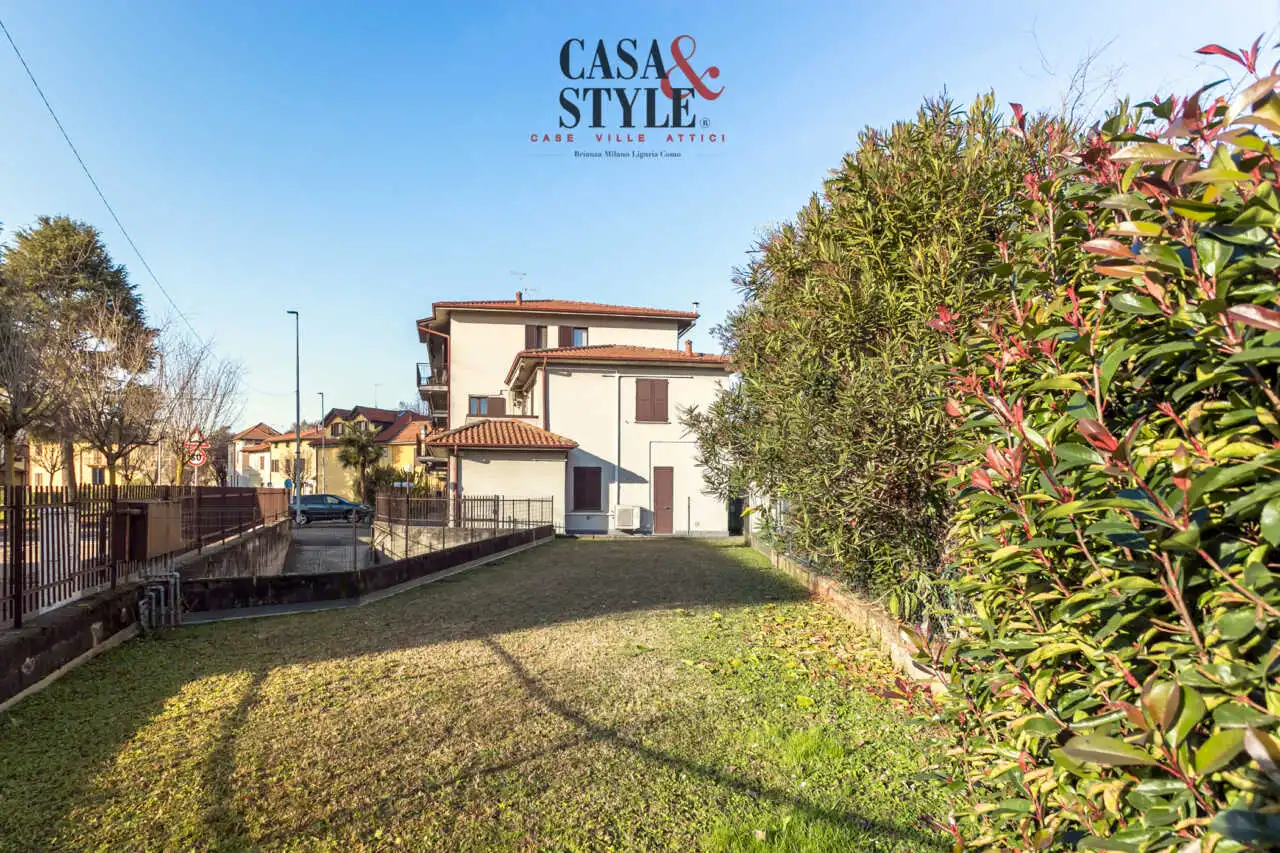 Appartamento 4 locali a Busnago in vendita ultimo piano (30)